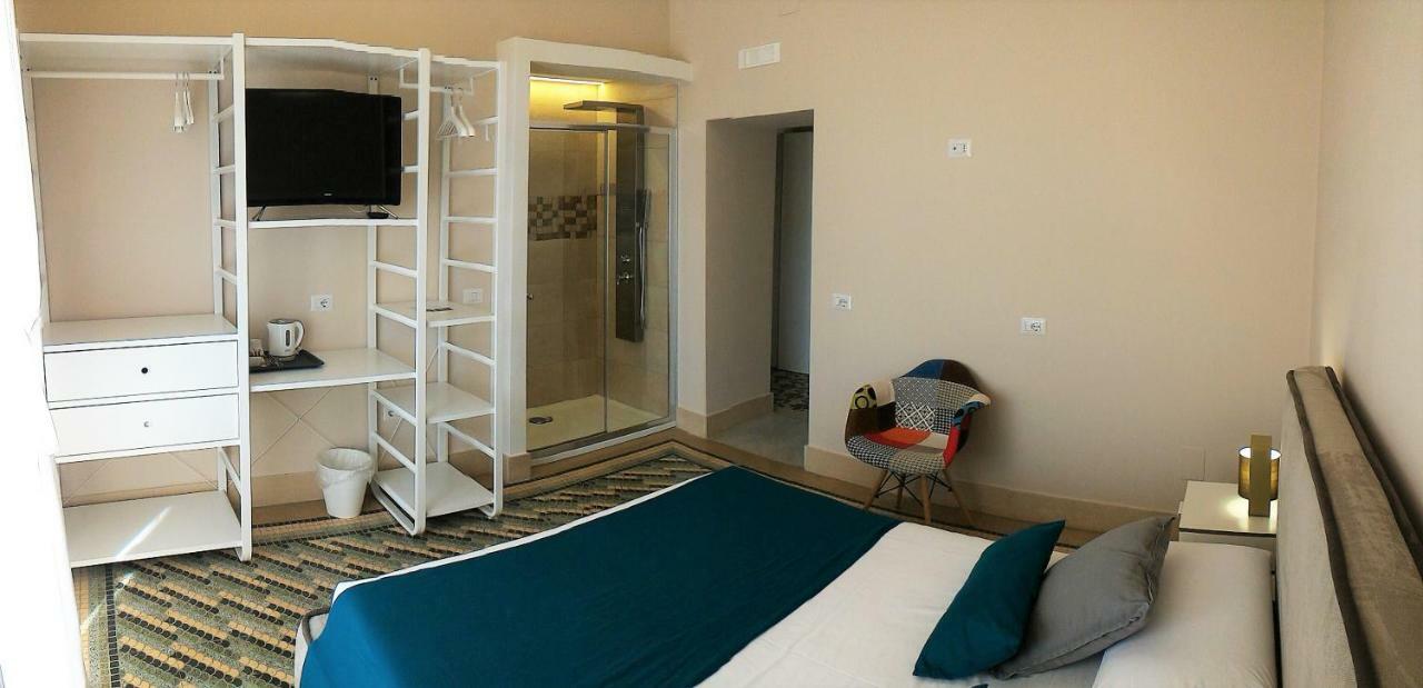 Casa Isabela Luxury Rooms เมลฟิ ภายนอก รูปภาพ