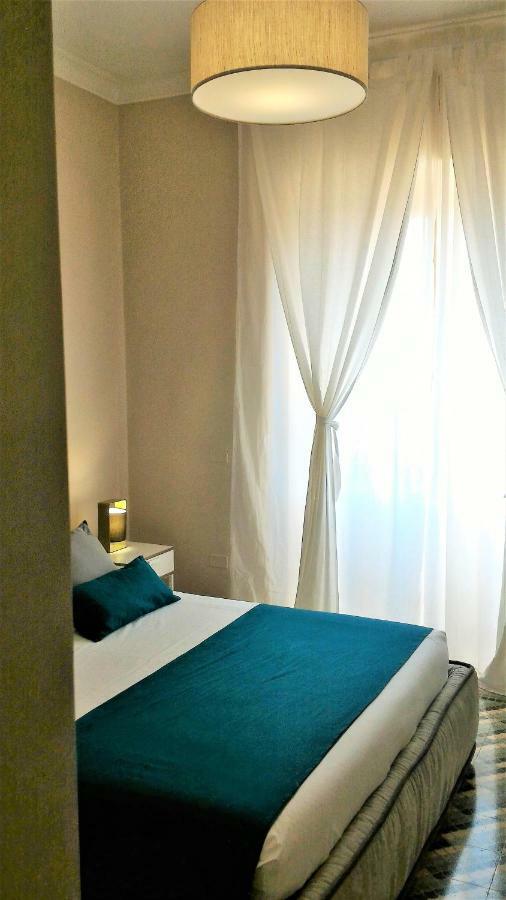 Casa Isabela Luxury Rooms เมลฟิ ภายนอก รูปภาพ