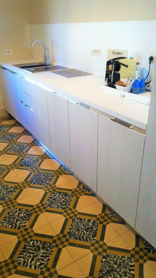 Casa Isabela Luxury Rooms เมลฟิ ภายนอก รูปภาพ