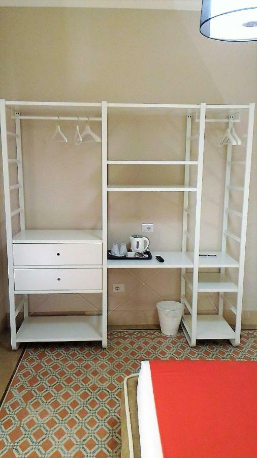 Casa Isabela Luxury Rooms เมลฟิ ภายนอก รูปภาพ