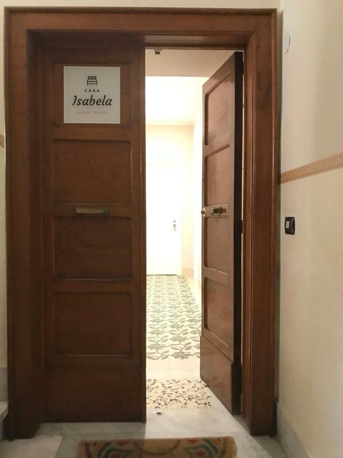 Casa Isabela Luxury Rooms เมลฟิ ภายนอก รูปภาพ