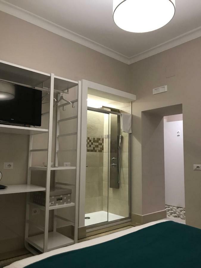 Casa Isabela Luxury Rooms เมลฟิ ภายนอก รูปภาพ